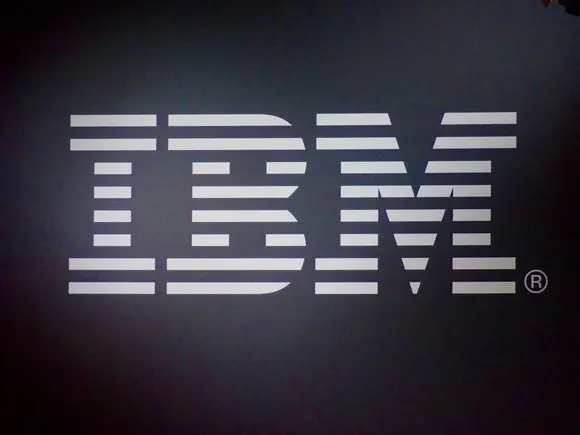 IBM: trimestre in calo ma Cloud e Analytics leve strategiche